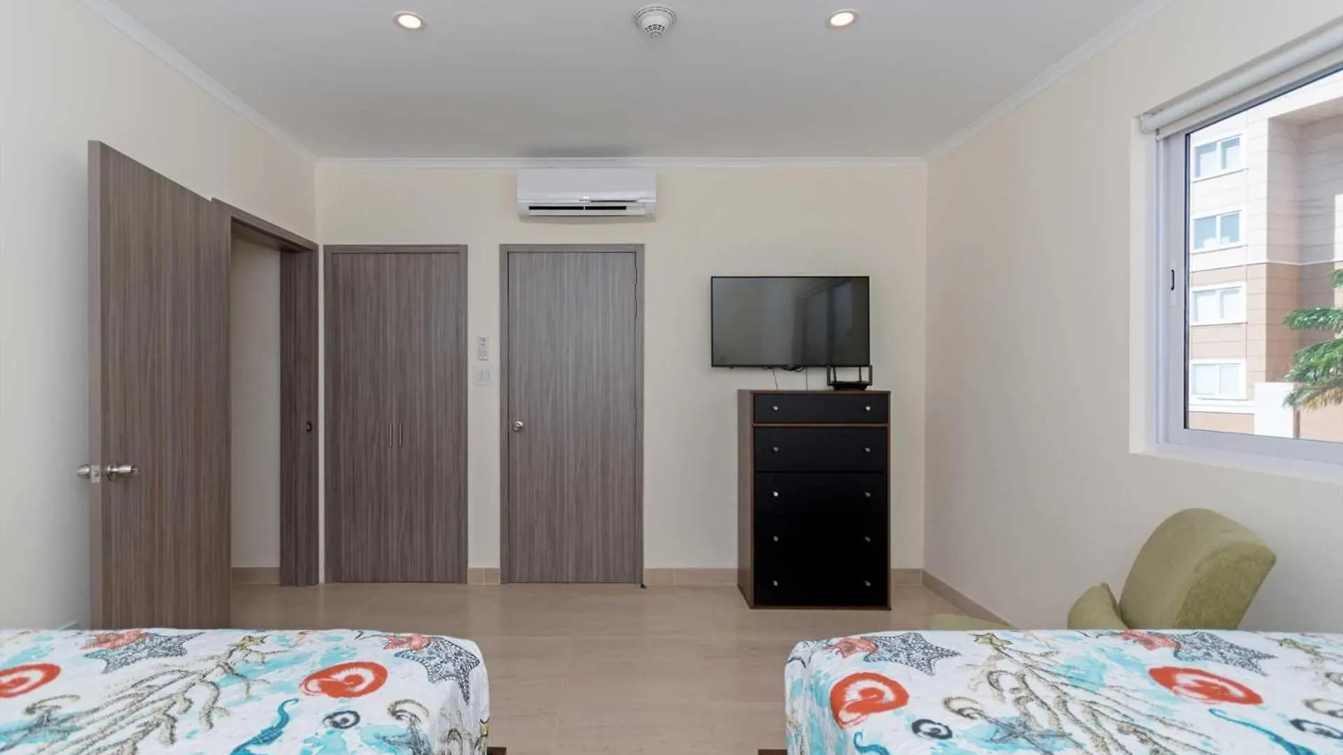 Eaglebeach-Private Pool-Island Delights Townhome12 Palm Beach 0*,  Aruba