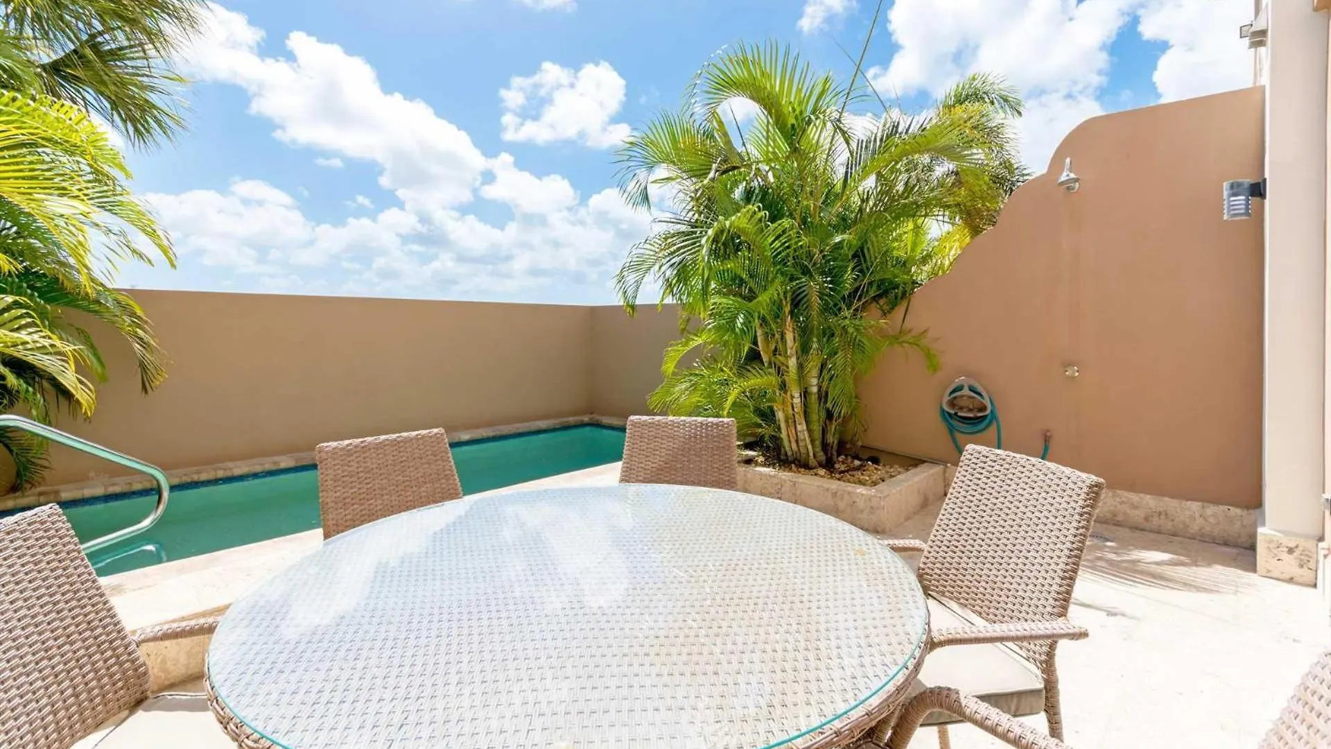 Eaglebeach-Private Pool-Island Delights Townhome12 Palm Beach Aruba